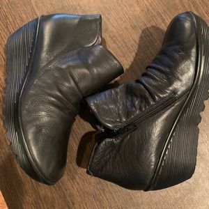 Skechers Parallel Wedge Bootie